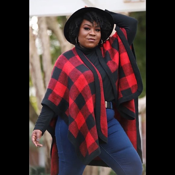 🆕NEW! Oversized Buffalo Plaid Poncho Overpiece - Picture 8 of 16